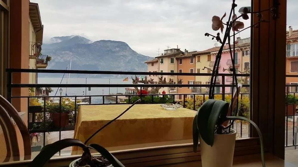 Hotel Sorriso Brenzone sul Garda