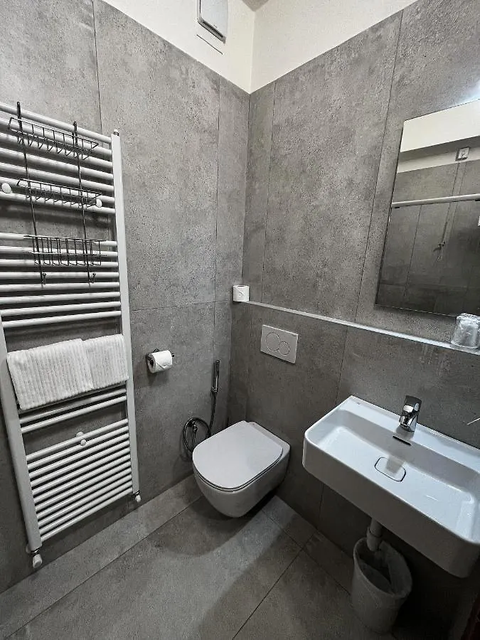 Hotel Sorriso Brenzone sul Garda 2*,  Italien