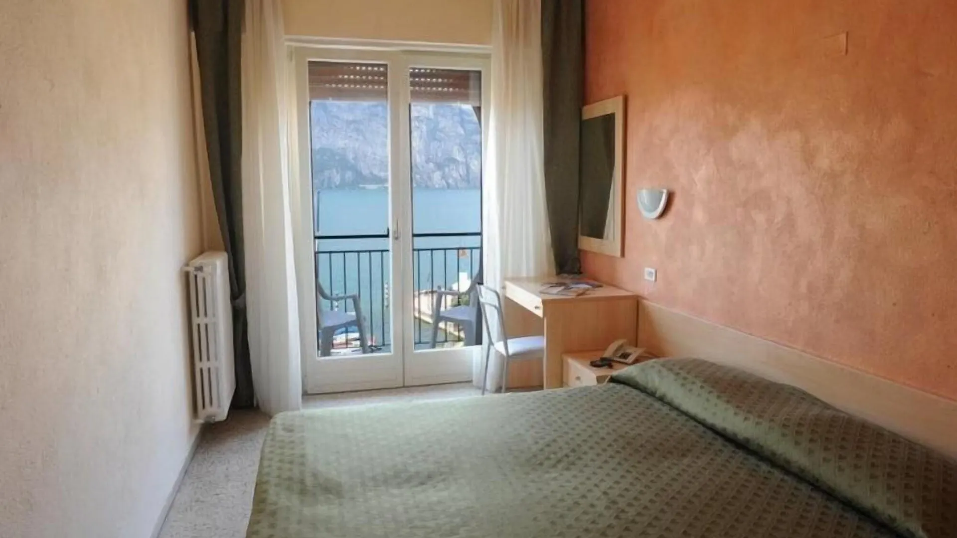 Hotel Sorriso Brenzone
